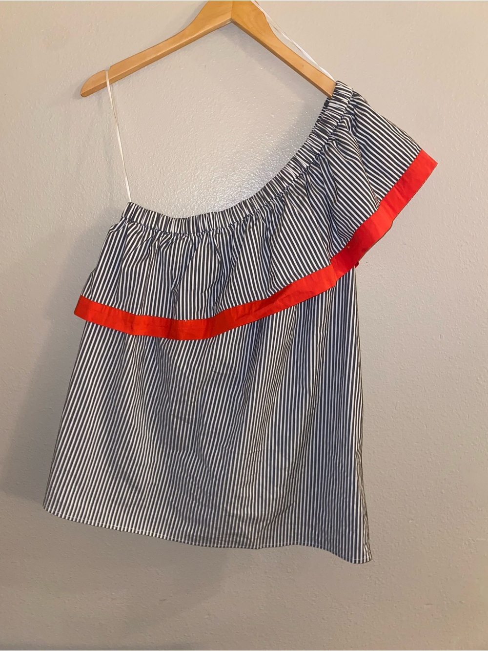 Vince Camuto Havana Brights Striped One Shoulder Ruffle Top L